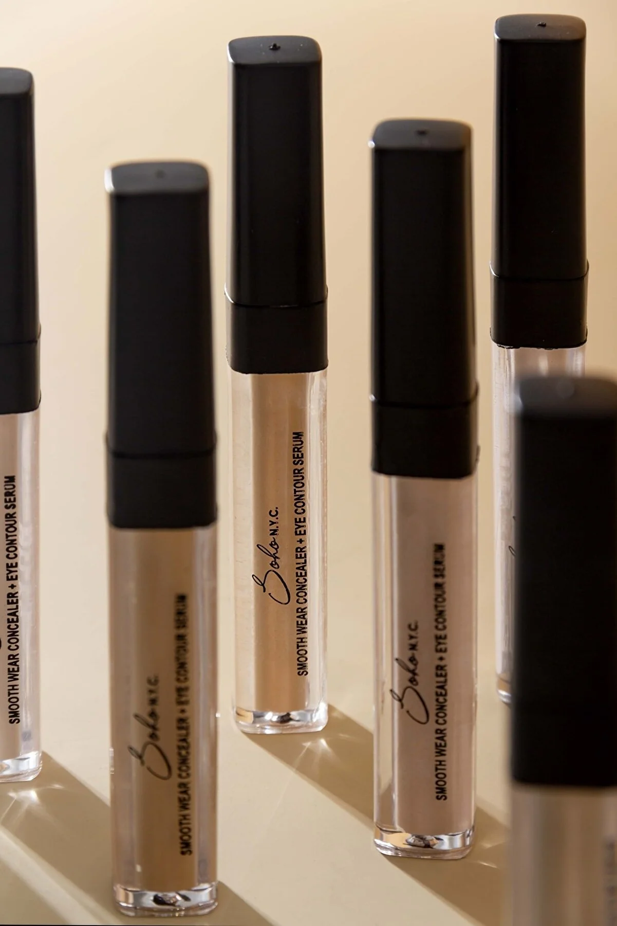 Serum + Concealer for Under-Eye Bruises and Bags 01