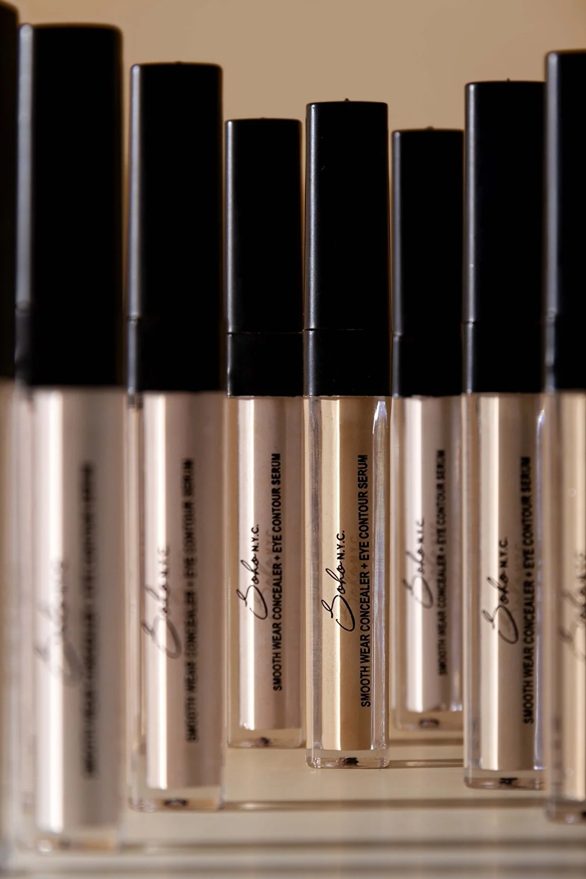 Serum + Concealer for Under-Eye Bruises and Bags 03