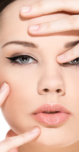 Precise longwear liquid eyeliner