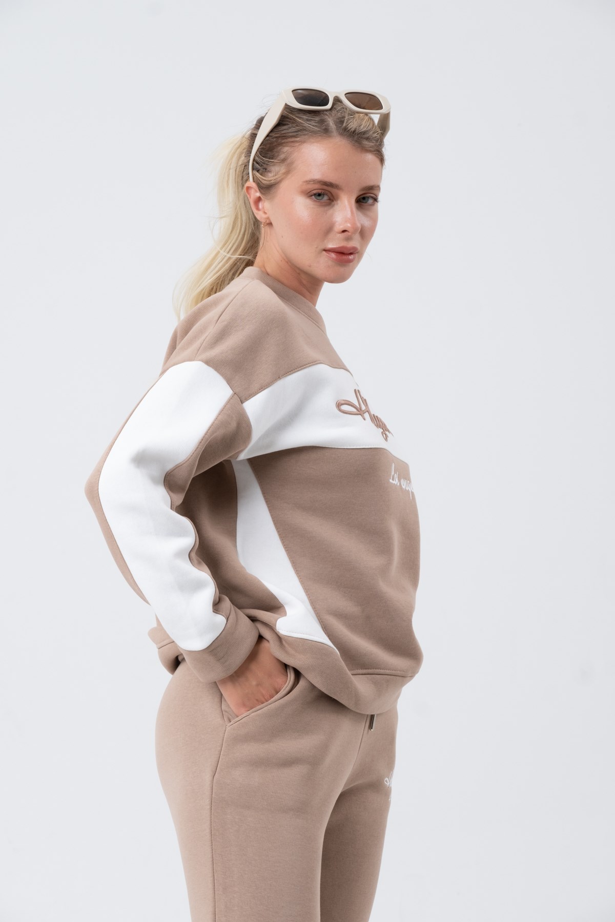 Women's tracksuit set