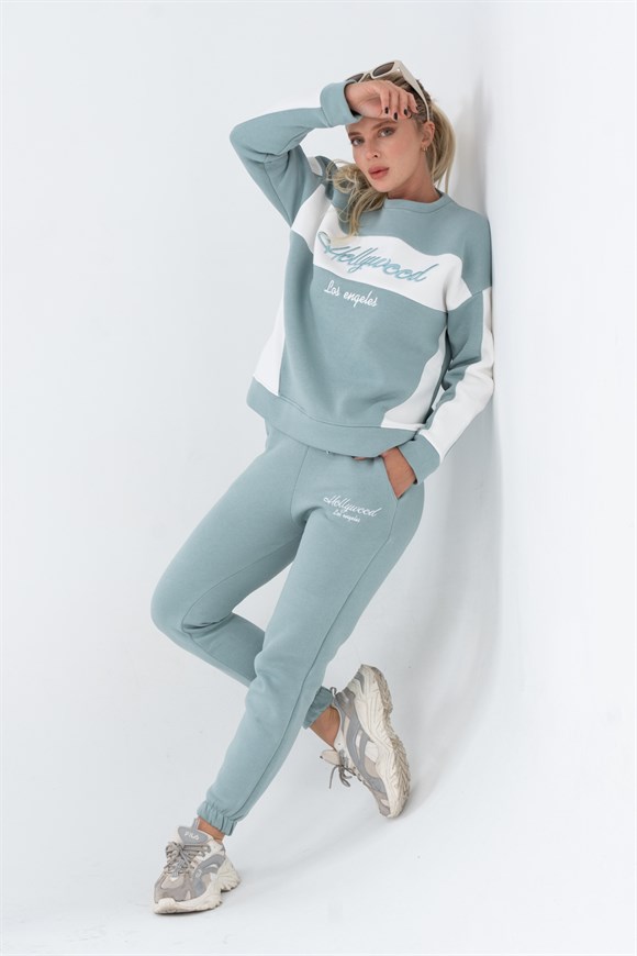 Women's tracksuit set
