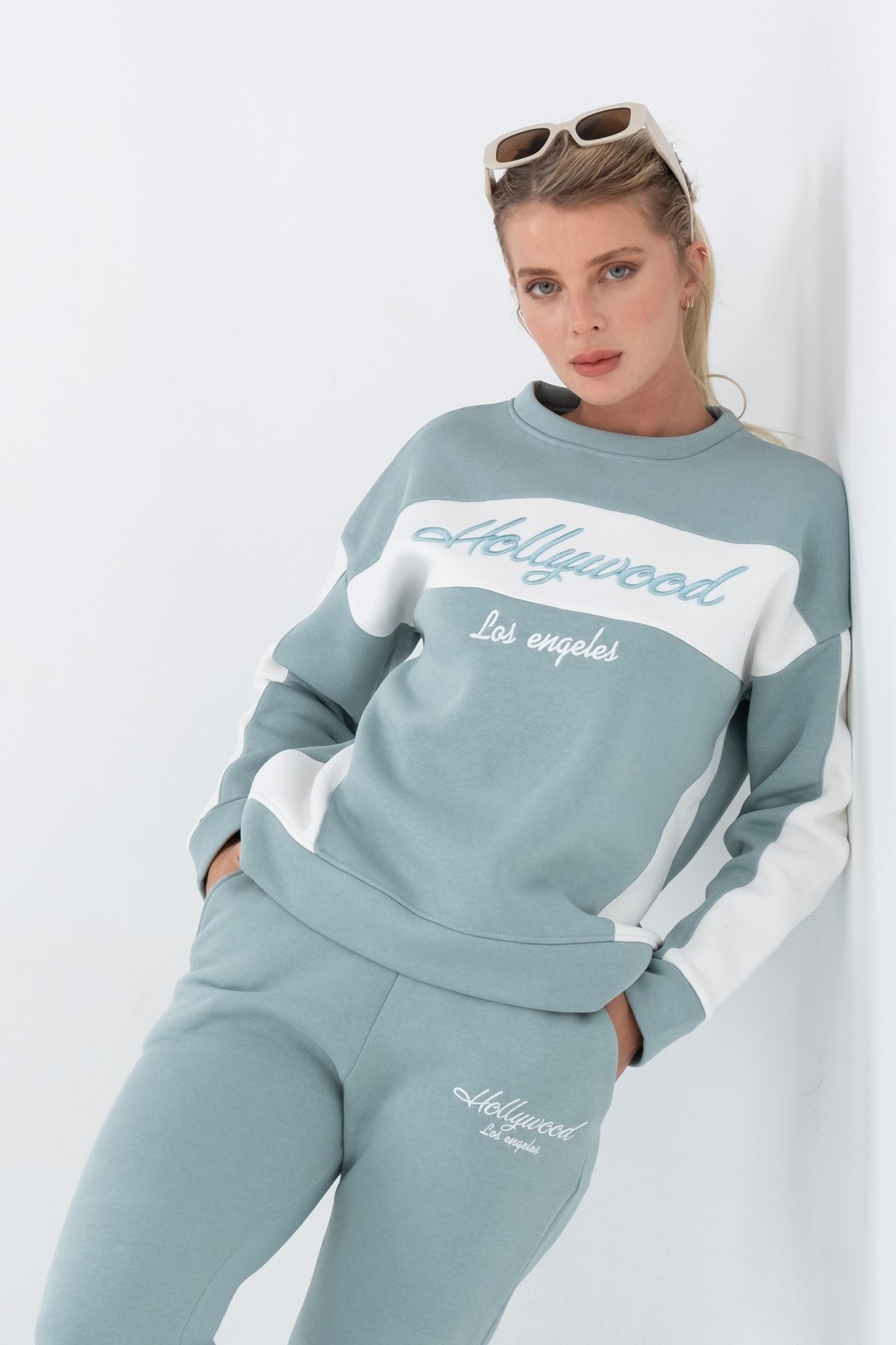 Women's tracksuit set