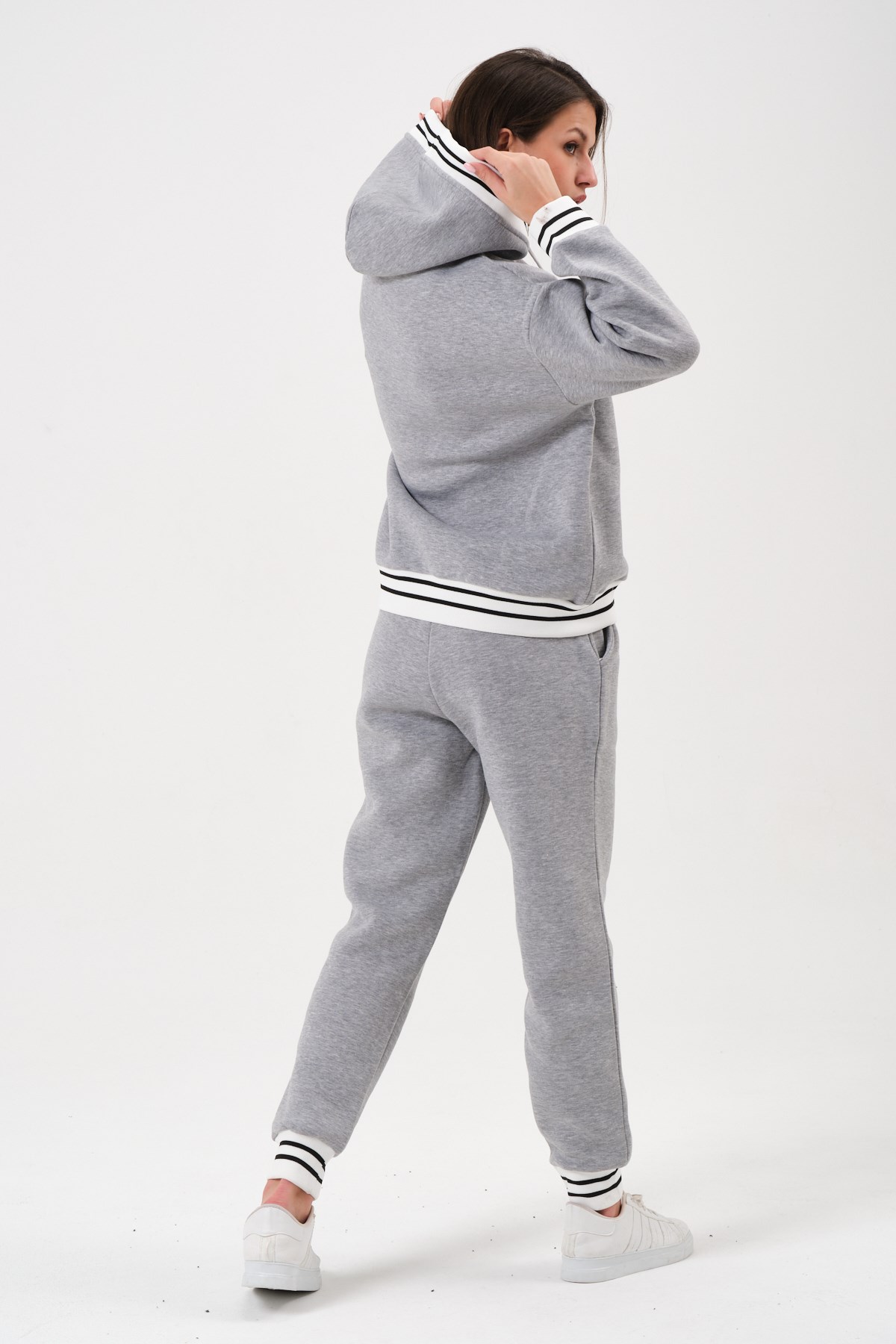 Women's tracksuit set
