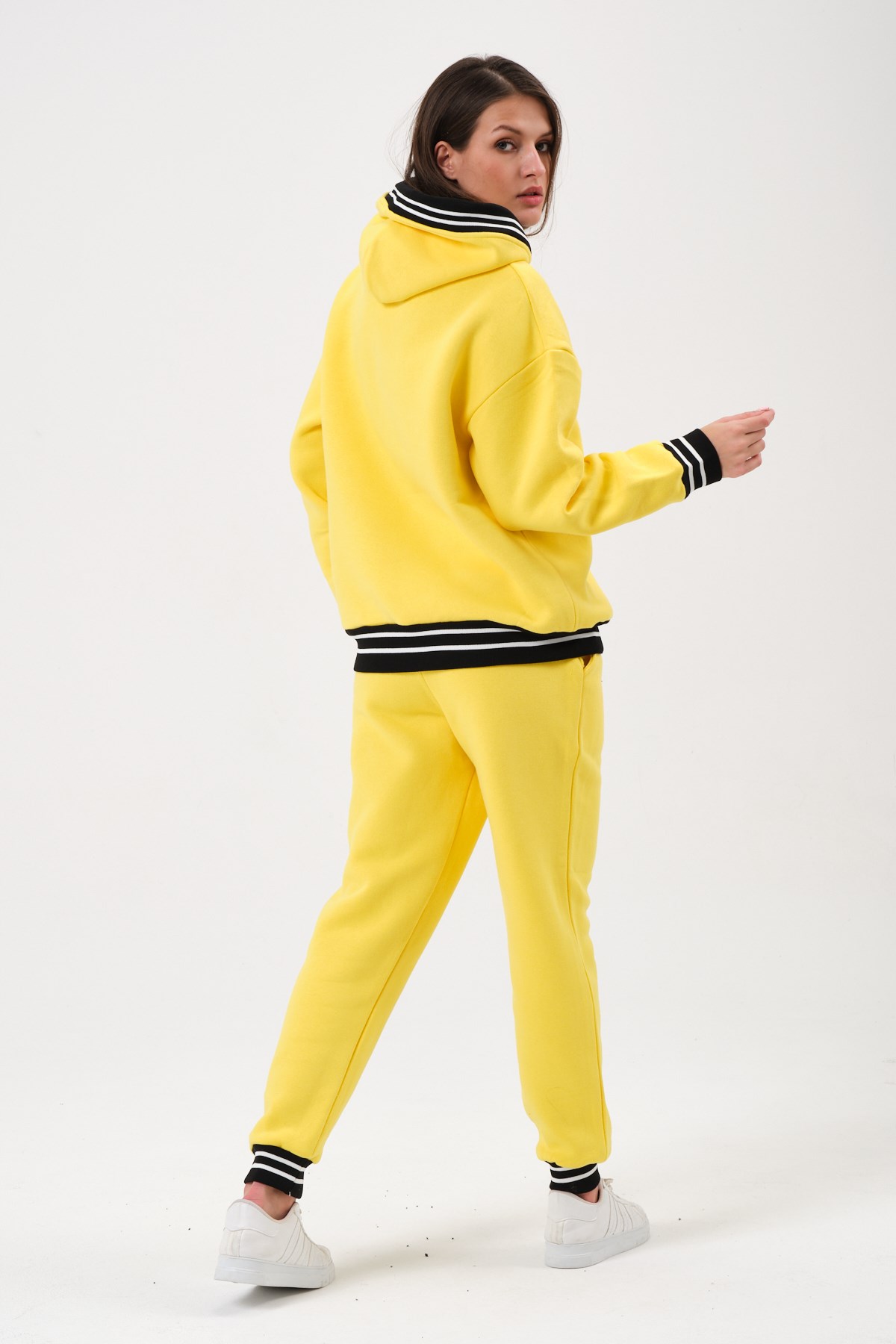 Women's tracksuit set