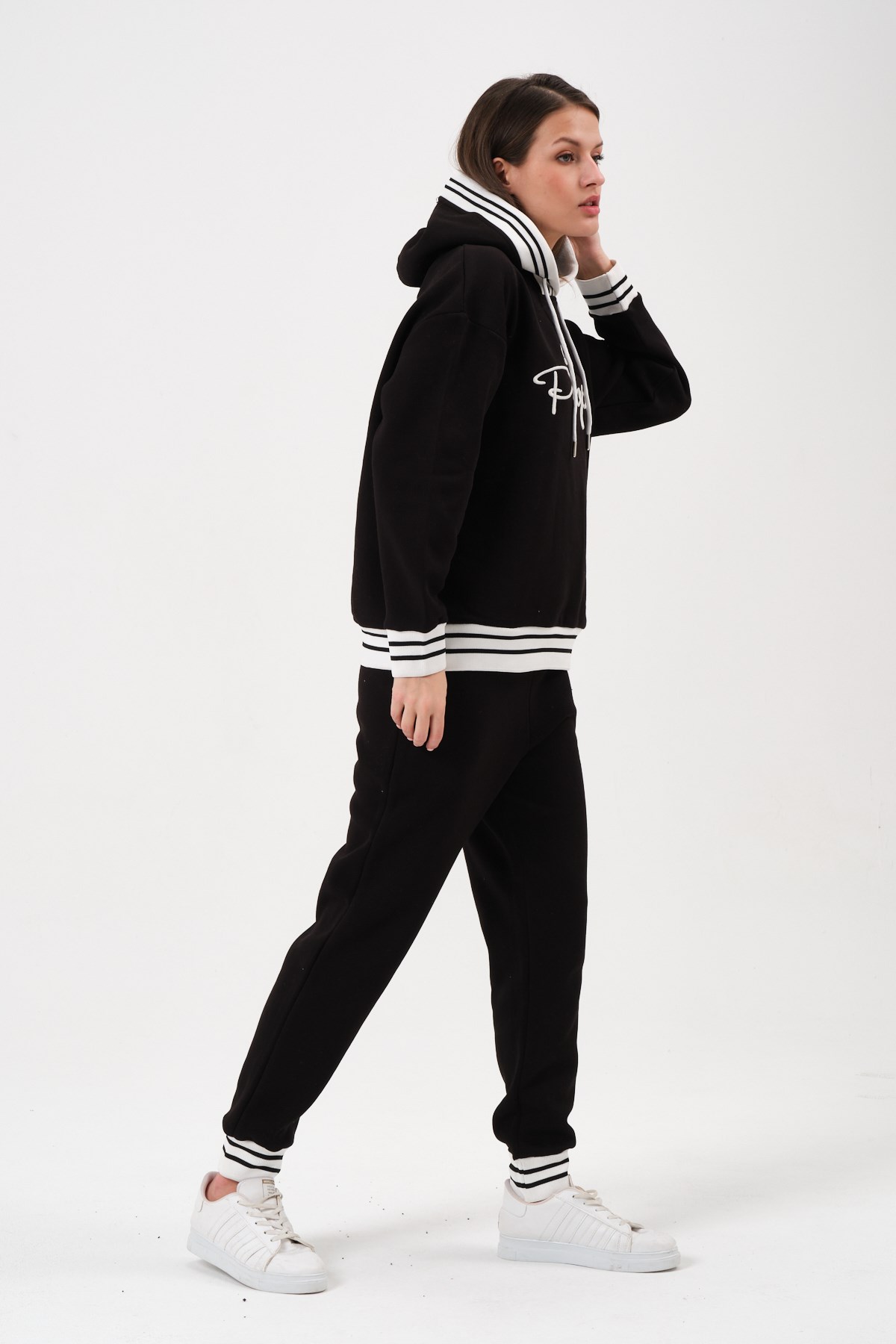 Women's tracksuit set