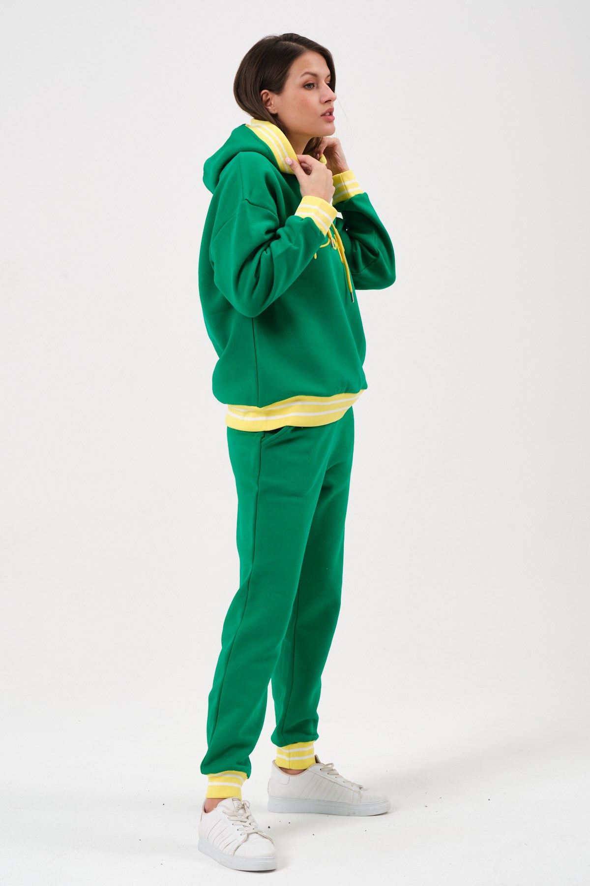Women's tracksuit set