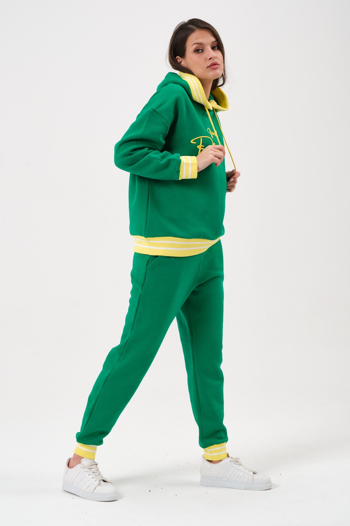 Women's tracksuit set