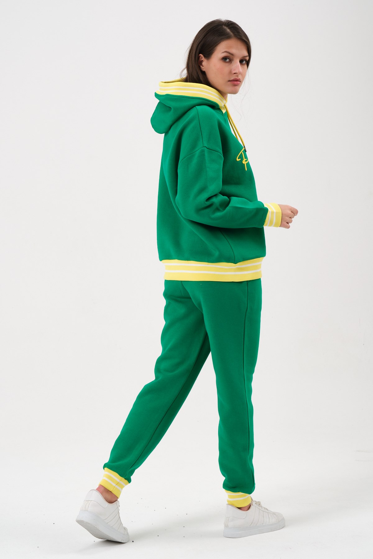 Women's tracksuit set