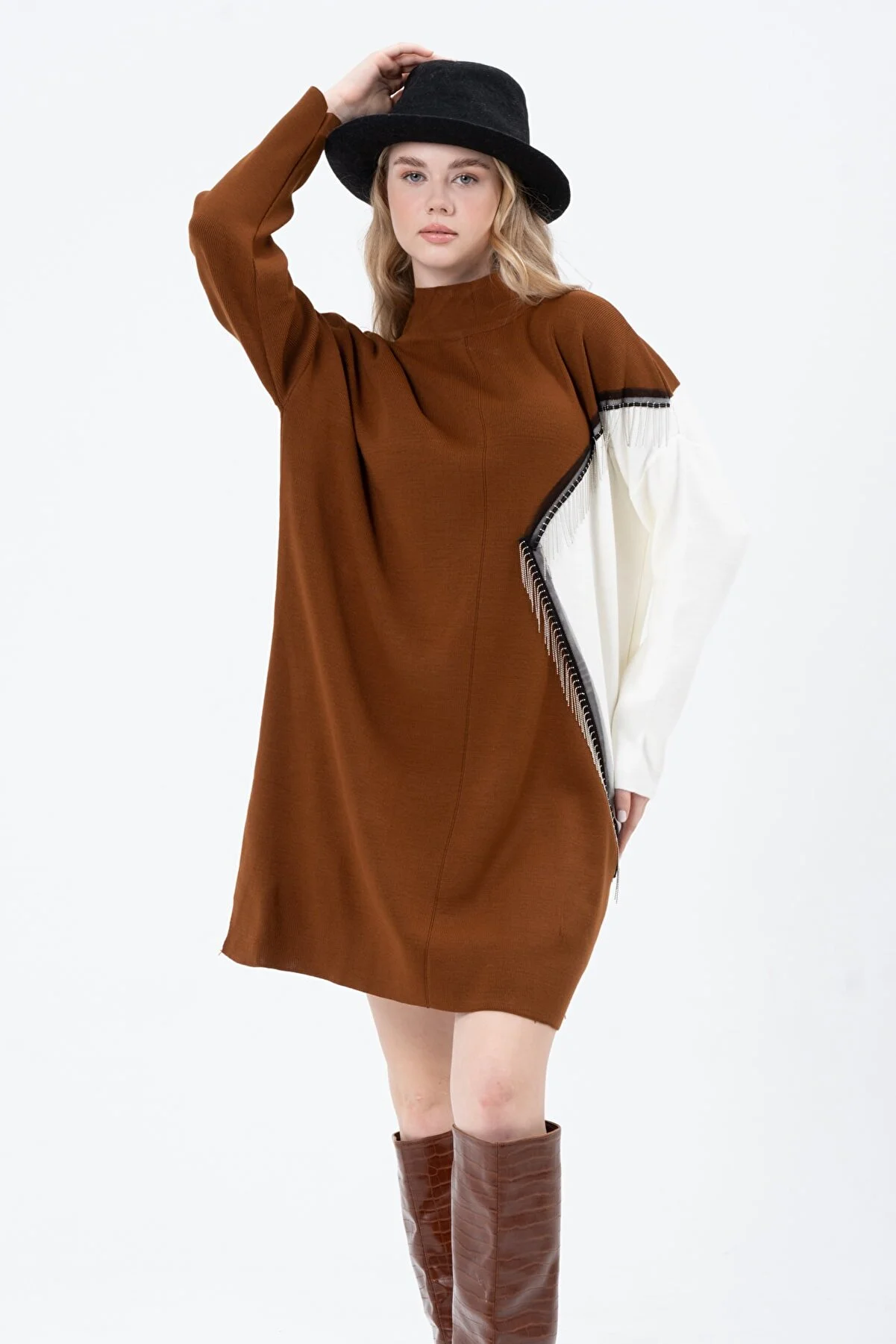 Women Chain Detail Sweaters