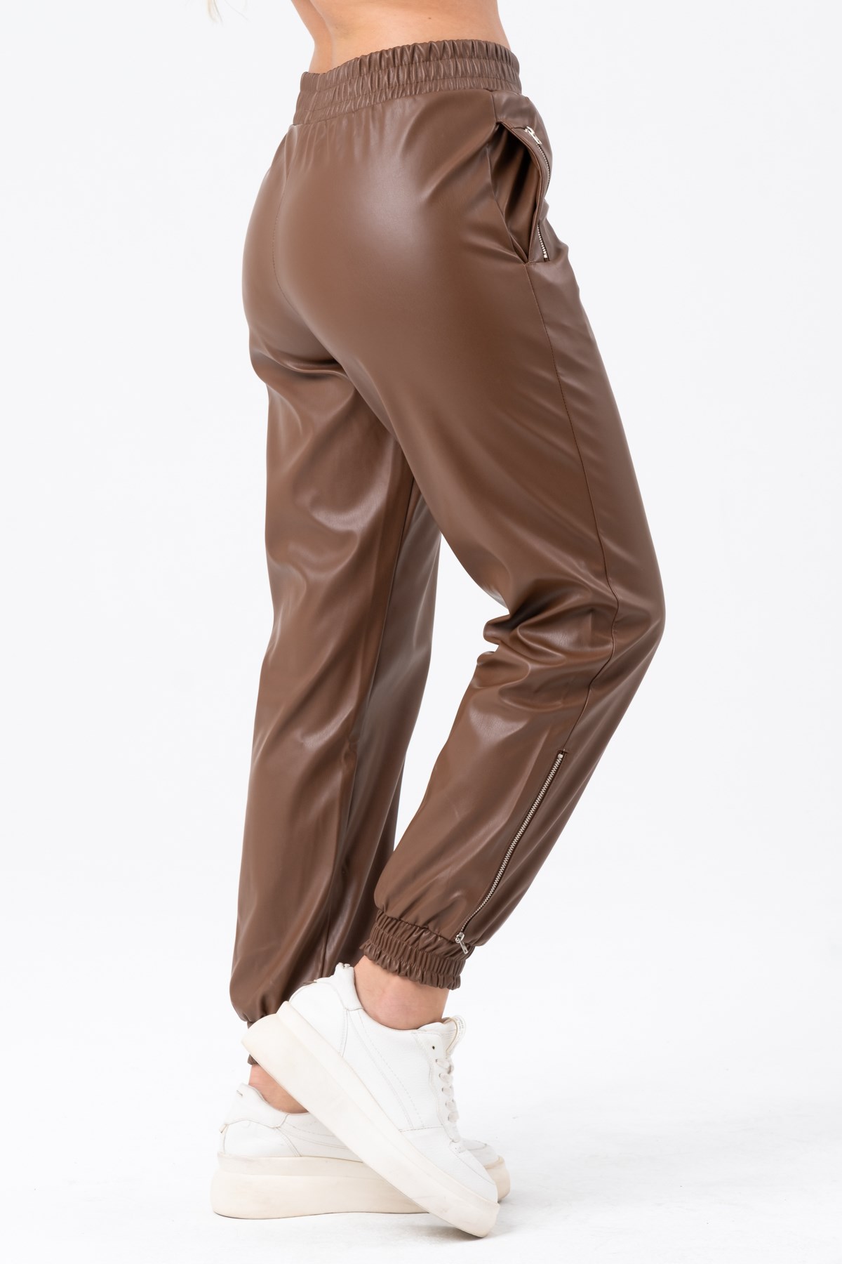 Women's Skinny Legs Leather Trousers