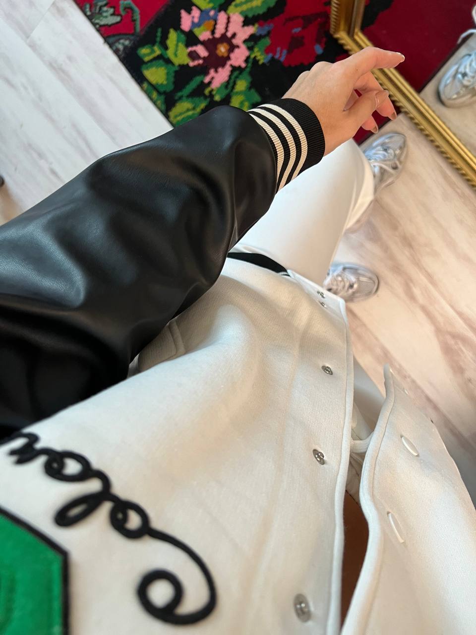 Women jacket with Leather sleeve
