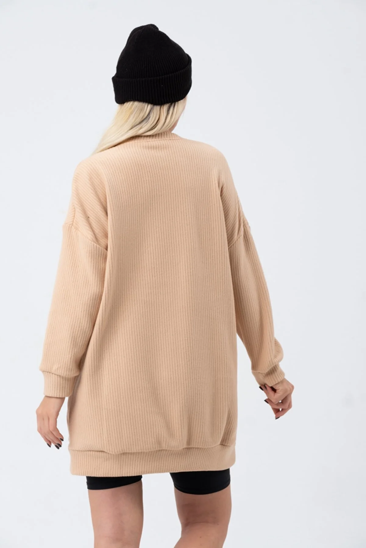 Women's Oversize Embroidered Front Crew Neck Sweatshirt
