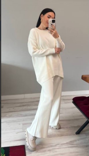 Women's sweater set