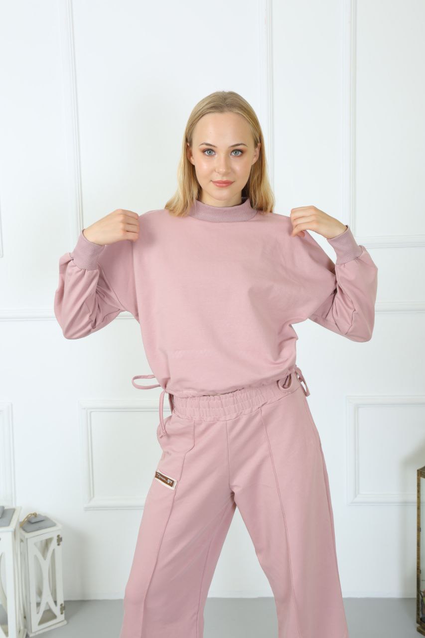 Women’s sweatsuit set