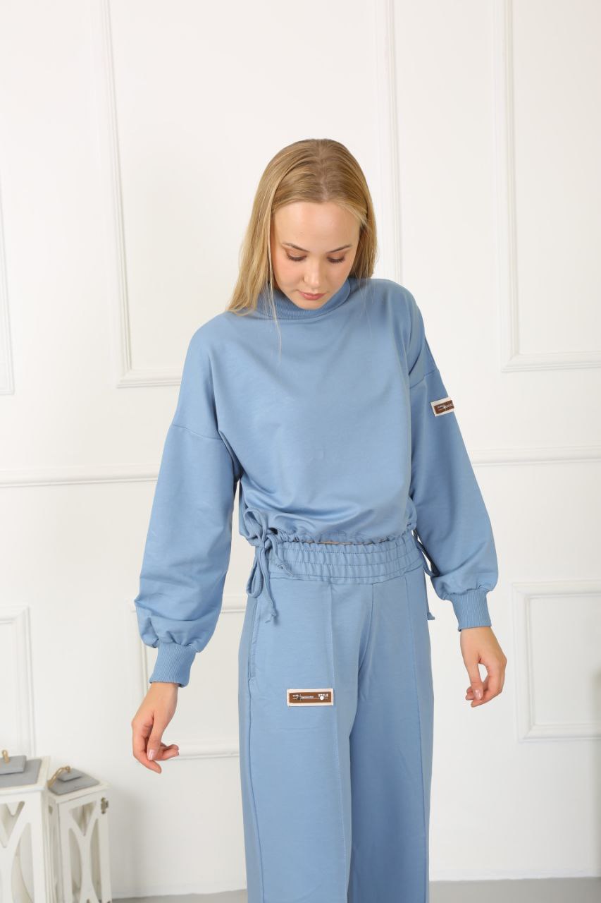 Women’s sweatsuit set