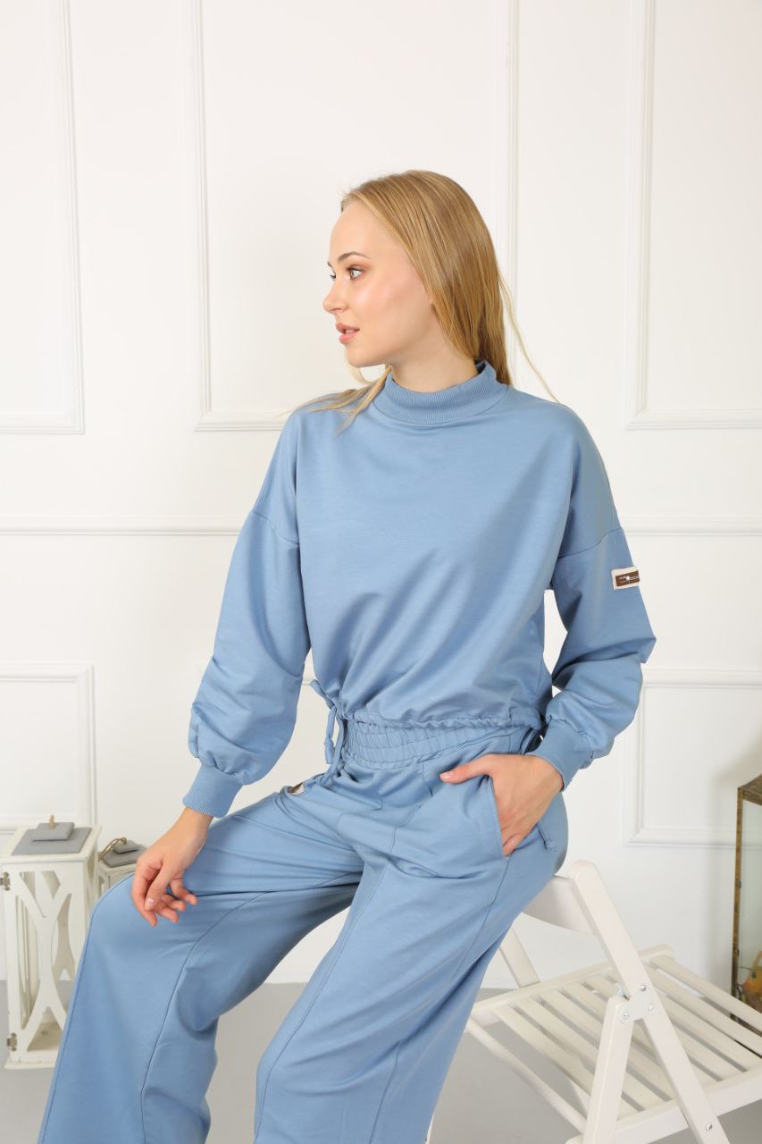 Women’s sweatsuit set