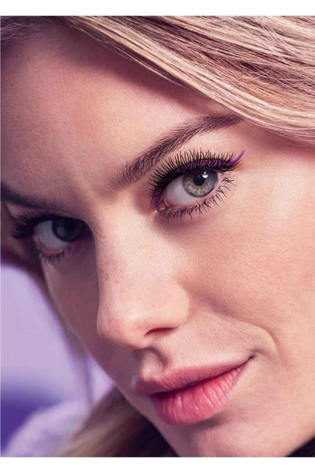 L'Oreal Paris Mascara, Bambi Eye False Lash Mascara, Extra Black for Lasting Curl and Definition, 8.9 ml