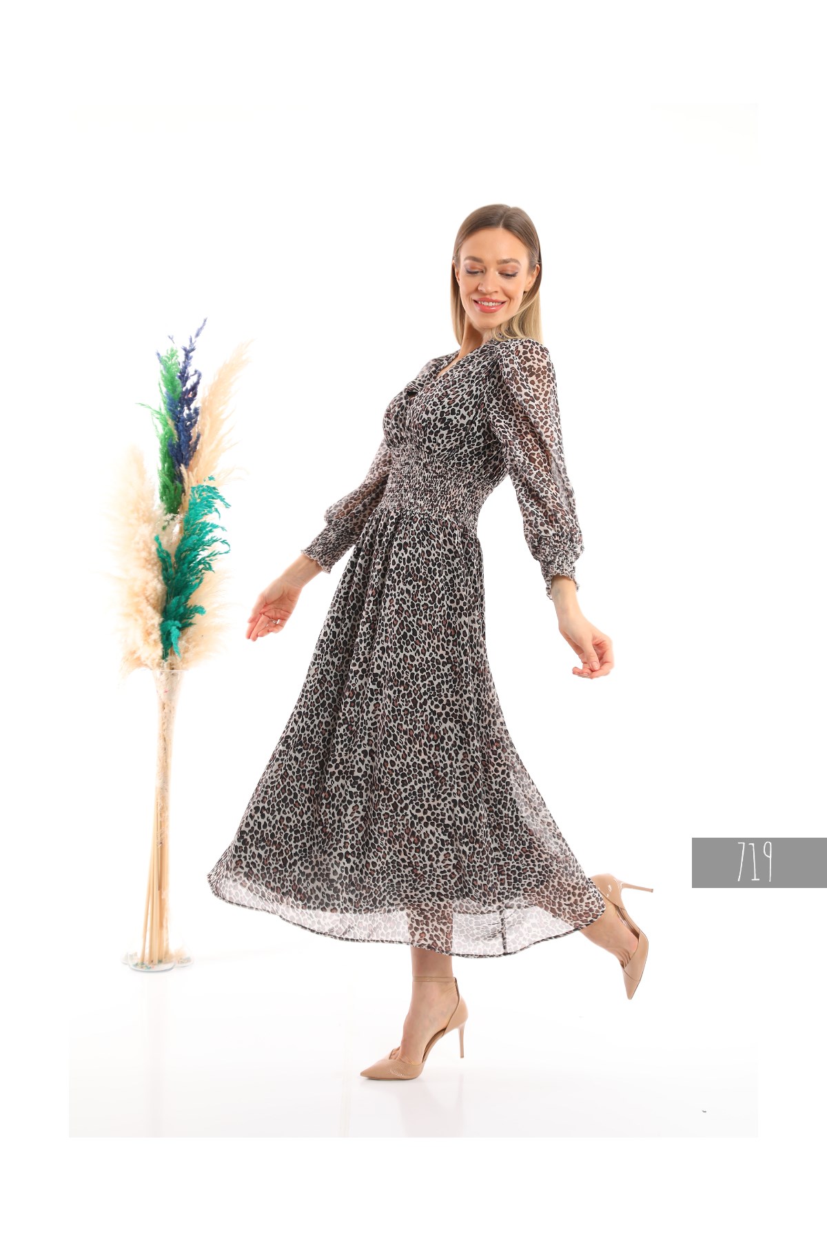 Women's chiffon dress