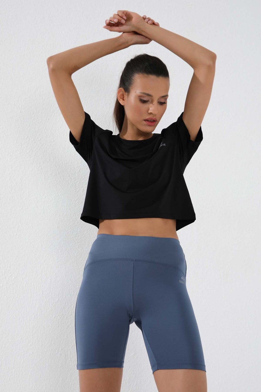 Women's Crop Short Arm
