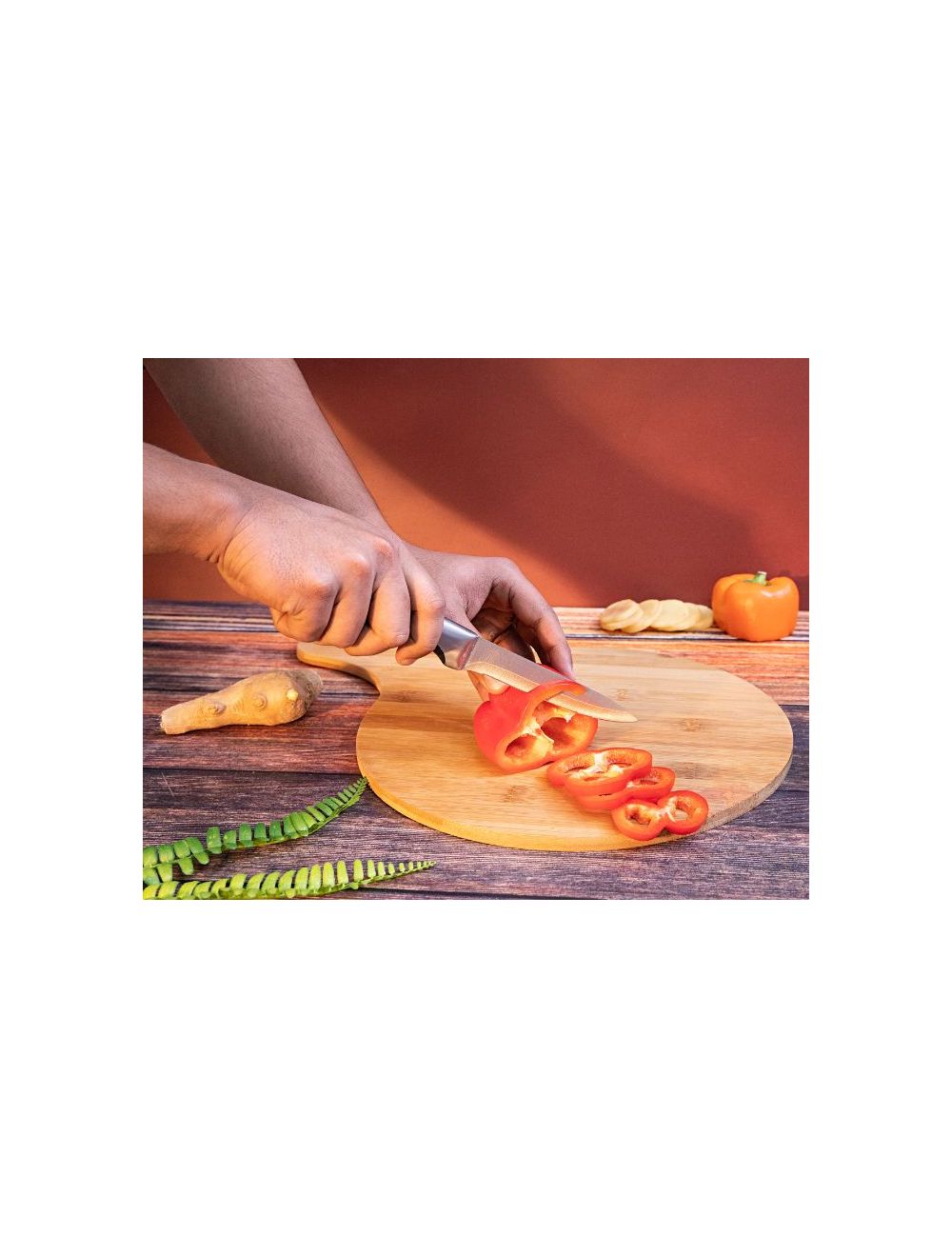 Royalford Utility Knife 5.5 Inch - RF1804