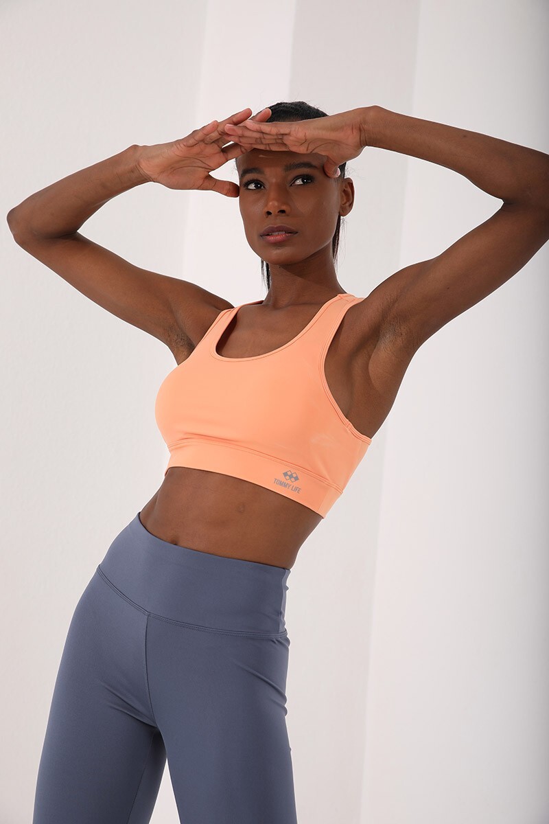 Women's Sports Bustier with Back Detailed Slim Fit U-Neck