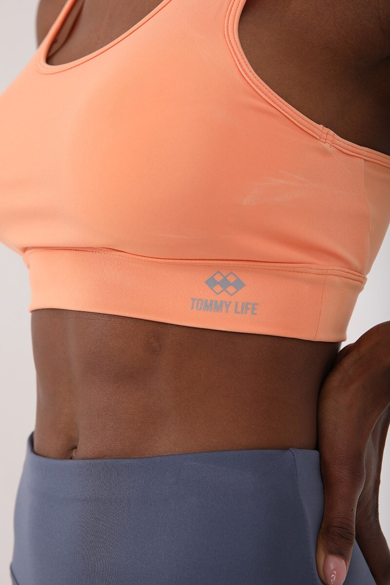 Women's Sports Bustier with Back Detailed Slim Fit U-Neck