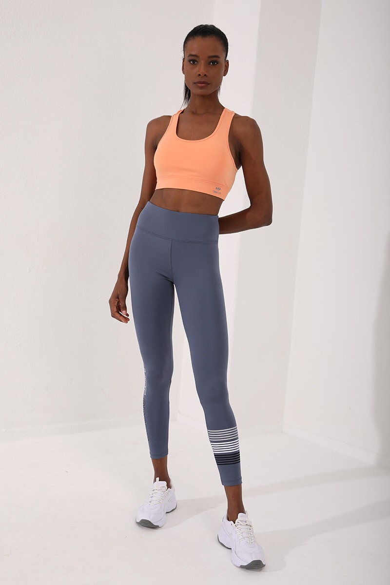 Women's Sports Bustier with Back Detailed Slim Fit U-Neck