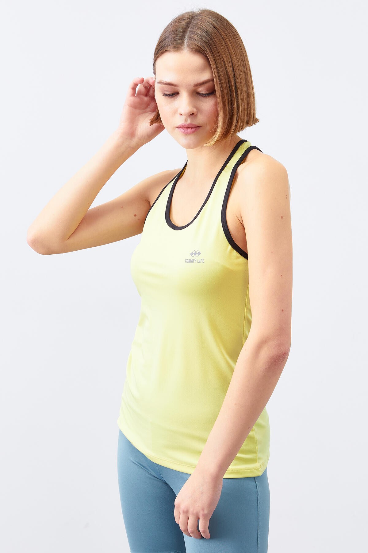 Tommy  life Women's Sports Undershirt