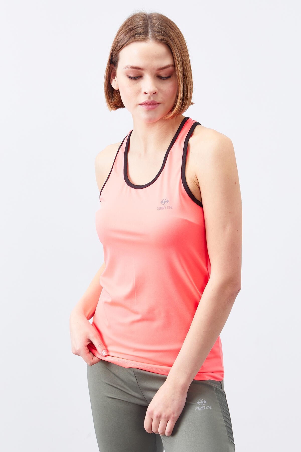 Tommy  life Women's Sports Undershirt
