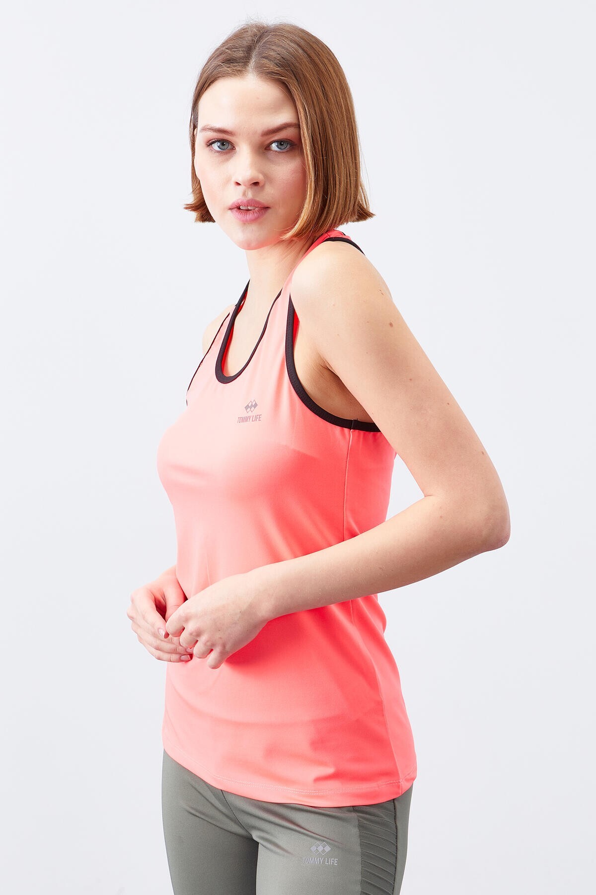 Tommy  life Women's Sports Undershirt