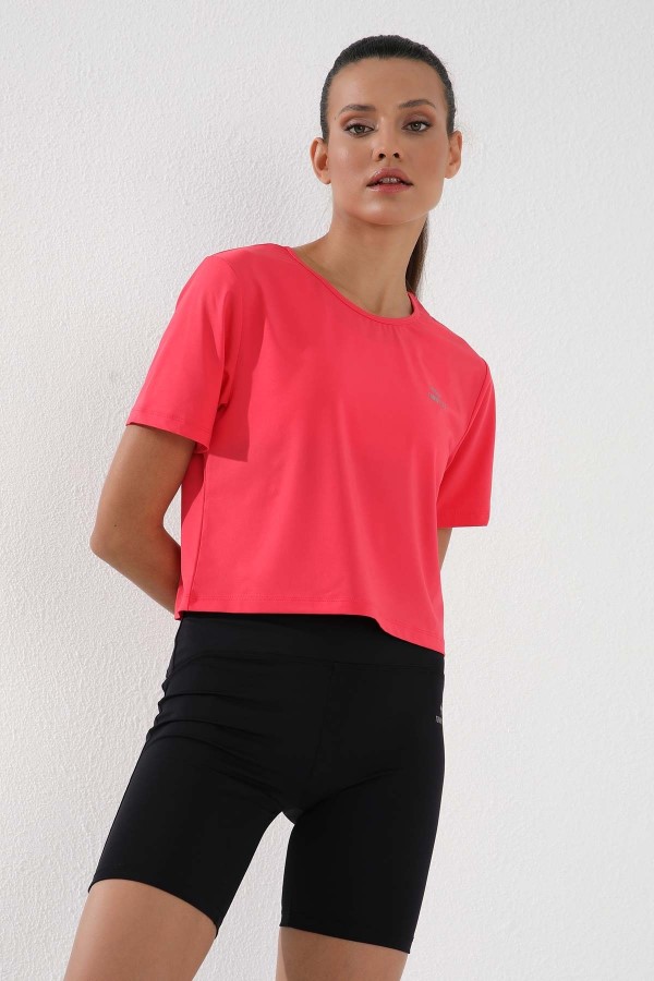 Tommy Life Women's short-sleeve cropped T-shirt