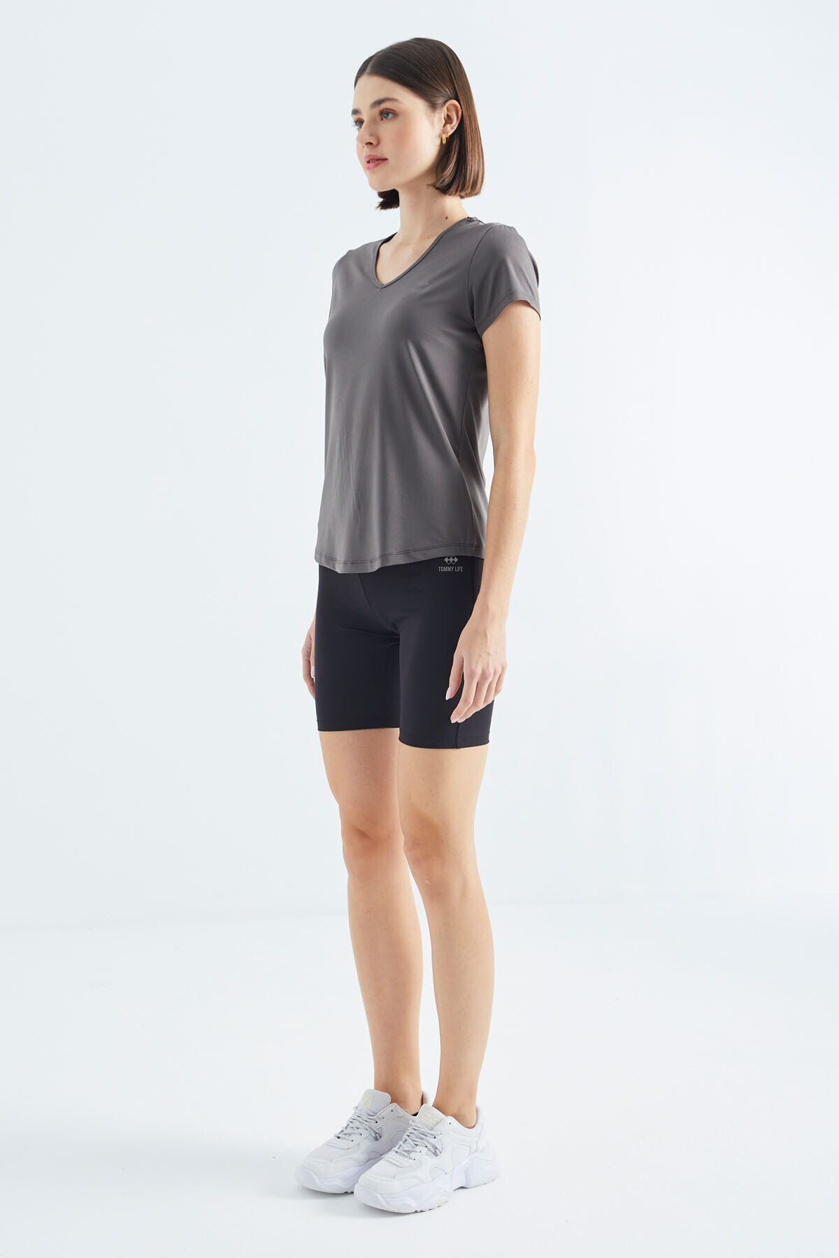 Tommy Life Women's T-Shirt V-Neck