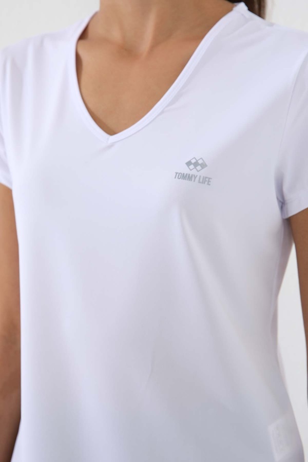 Tommy Life Women's T-Shirt V-Neck