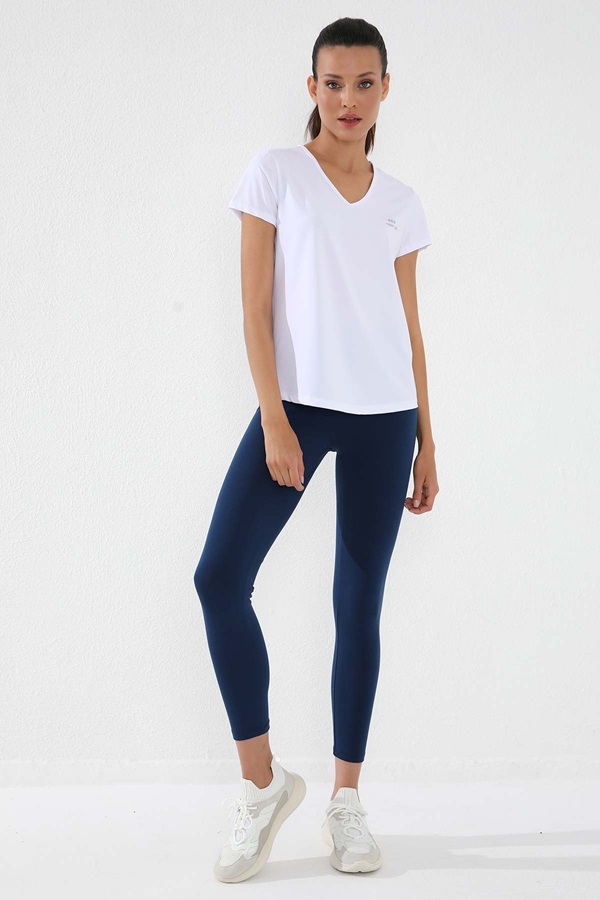 Tommy Life Women's T-Shirt V-Neck