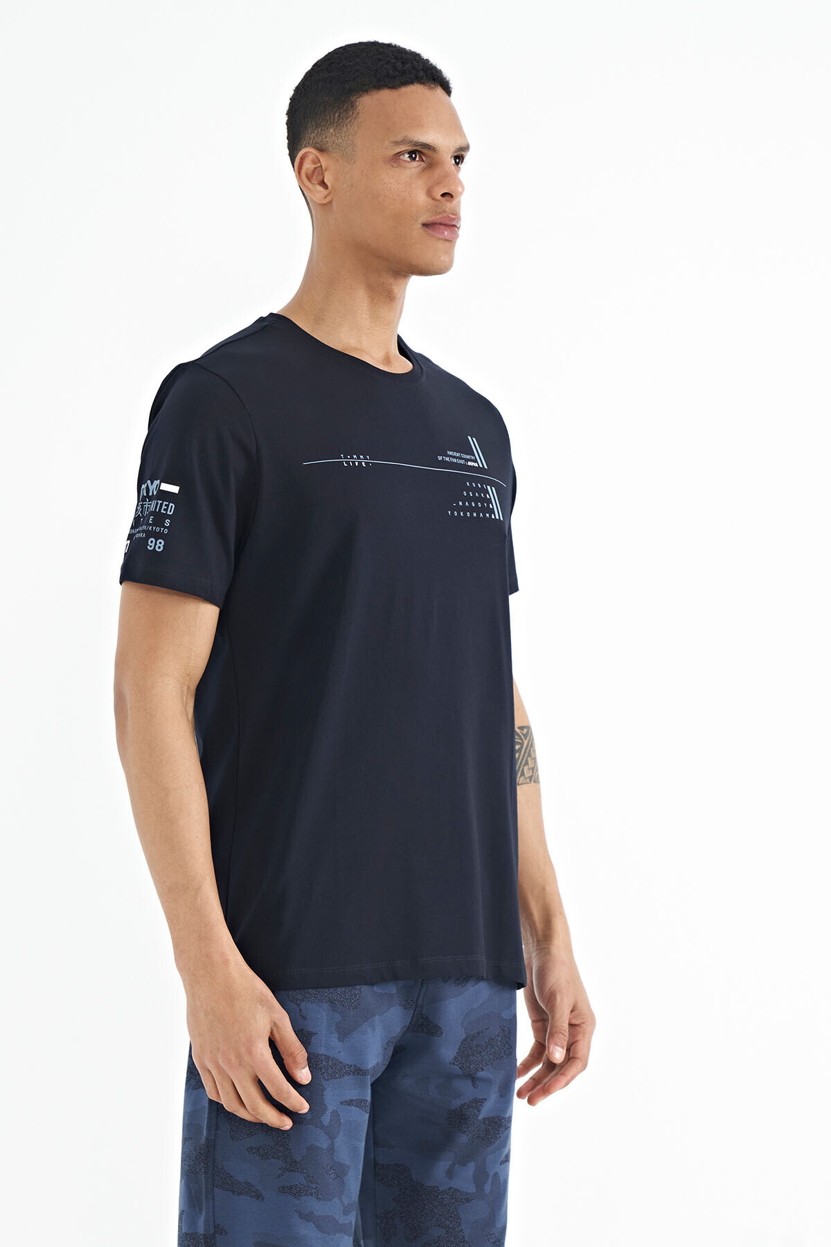 Tommy Life Men's T- shirt