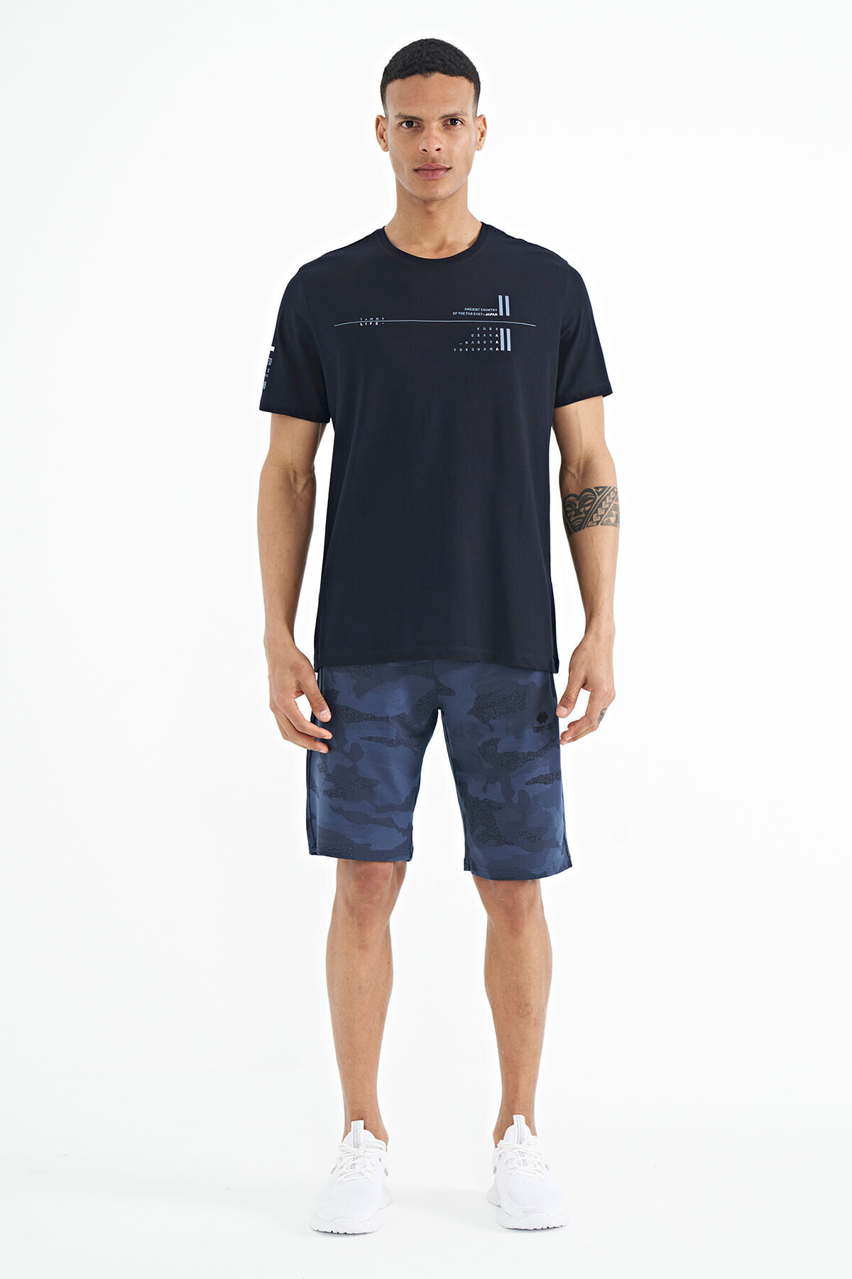 Tommy Life Men's T- shirt