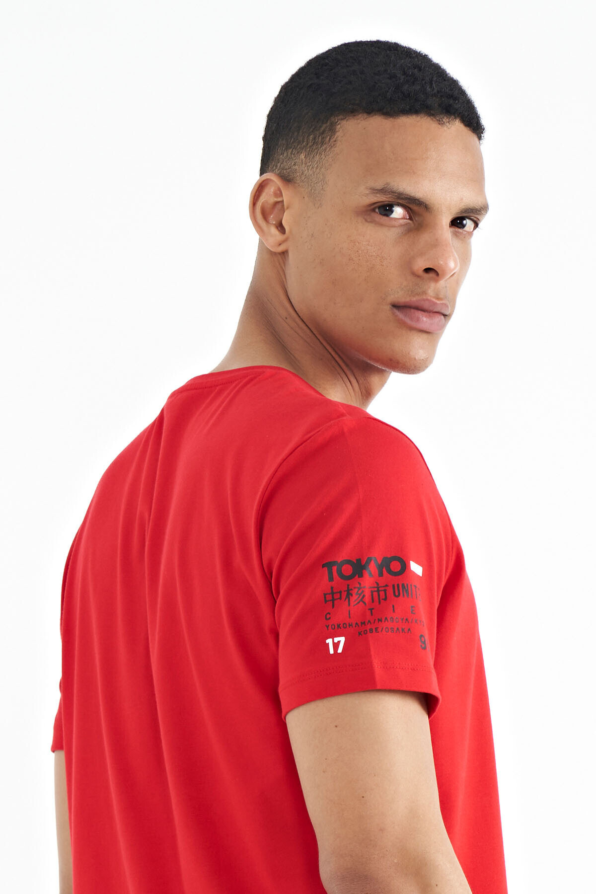 Tommy Life Men's T- shirt
