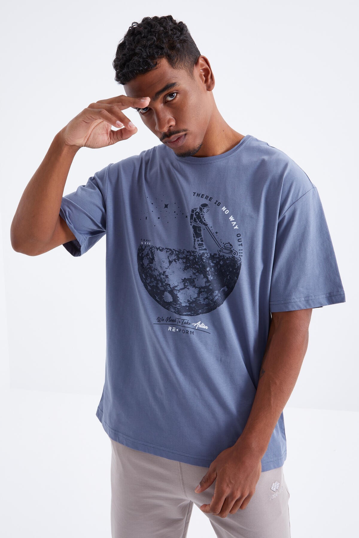 Tommy Life Men's Oversized T-Shirt