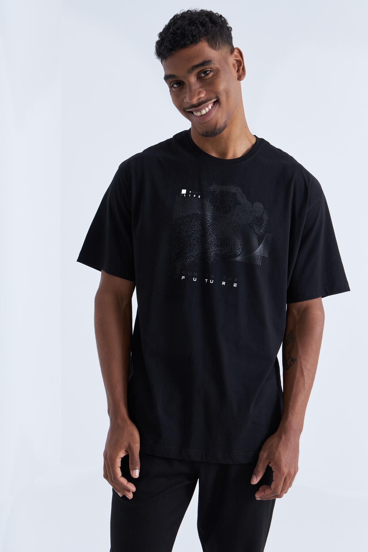 Tommy Life Men's T-Shirt