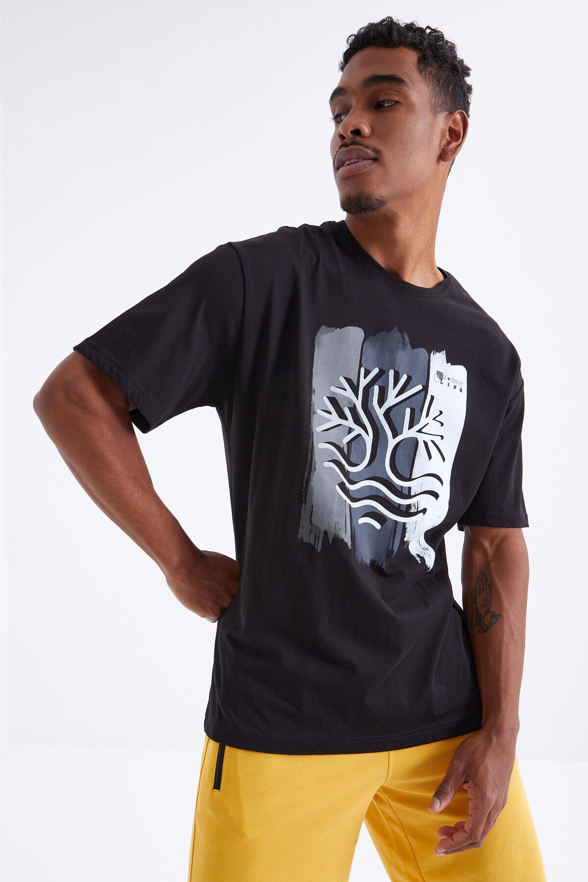 Tommy Life Men's T-Shirt