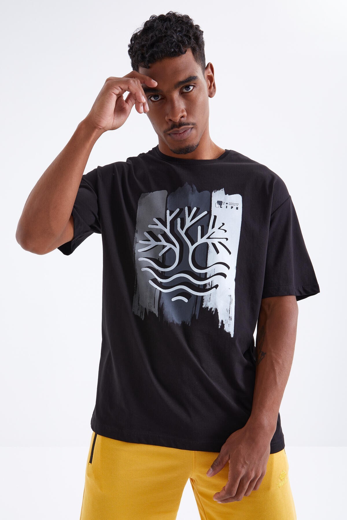 Tommy Life Men's T-Shirt