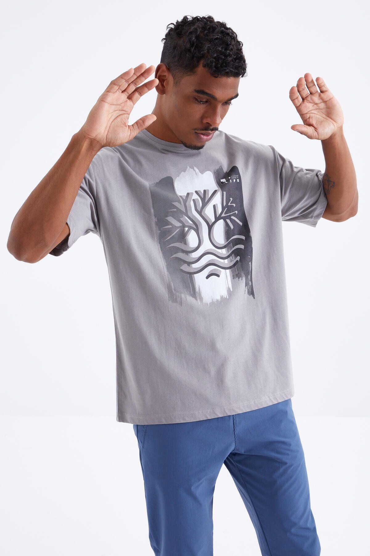 Tommy Life Men's T-Shirt