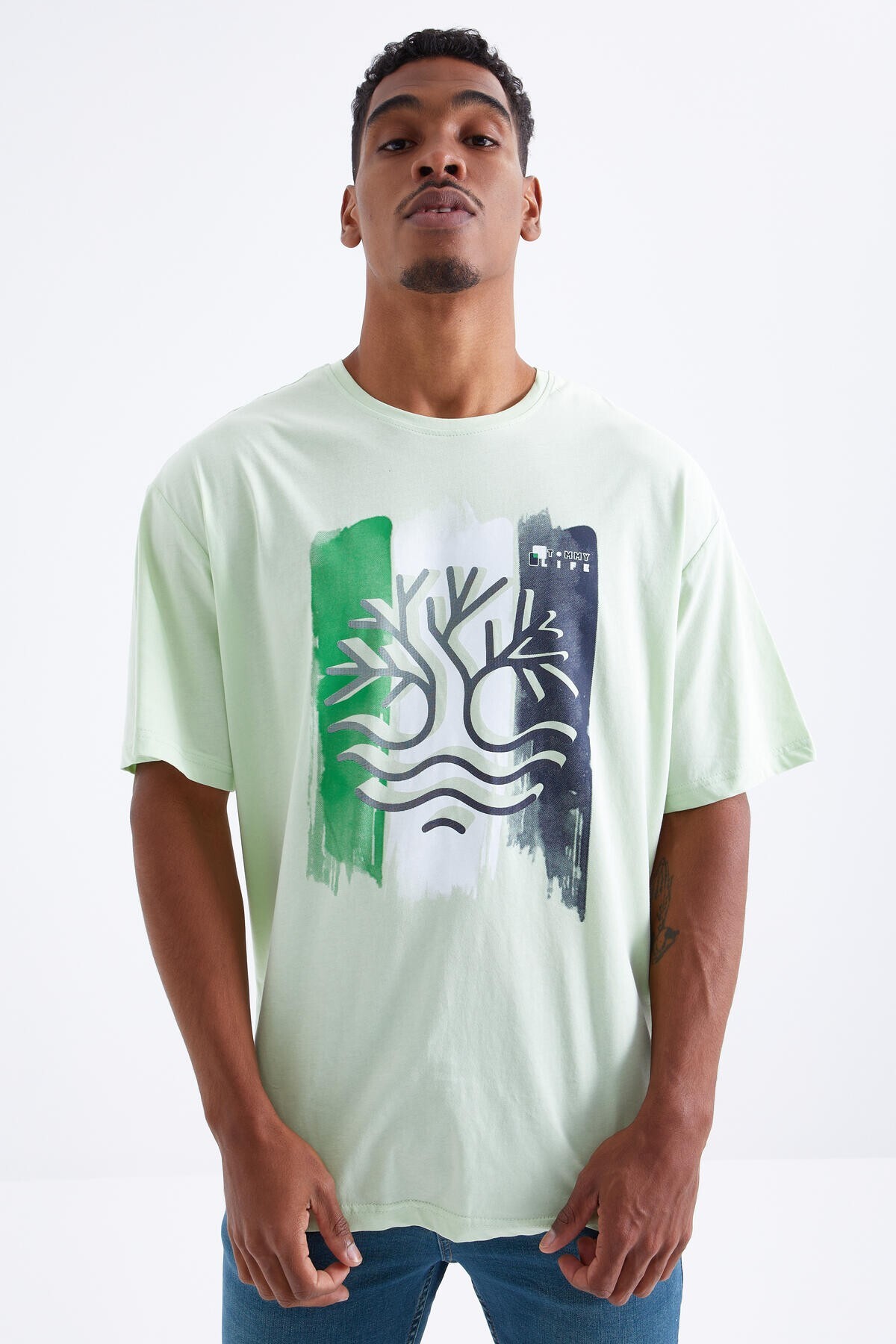 Tommy Life Men's T-Shirt