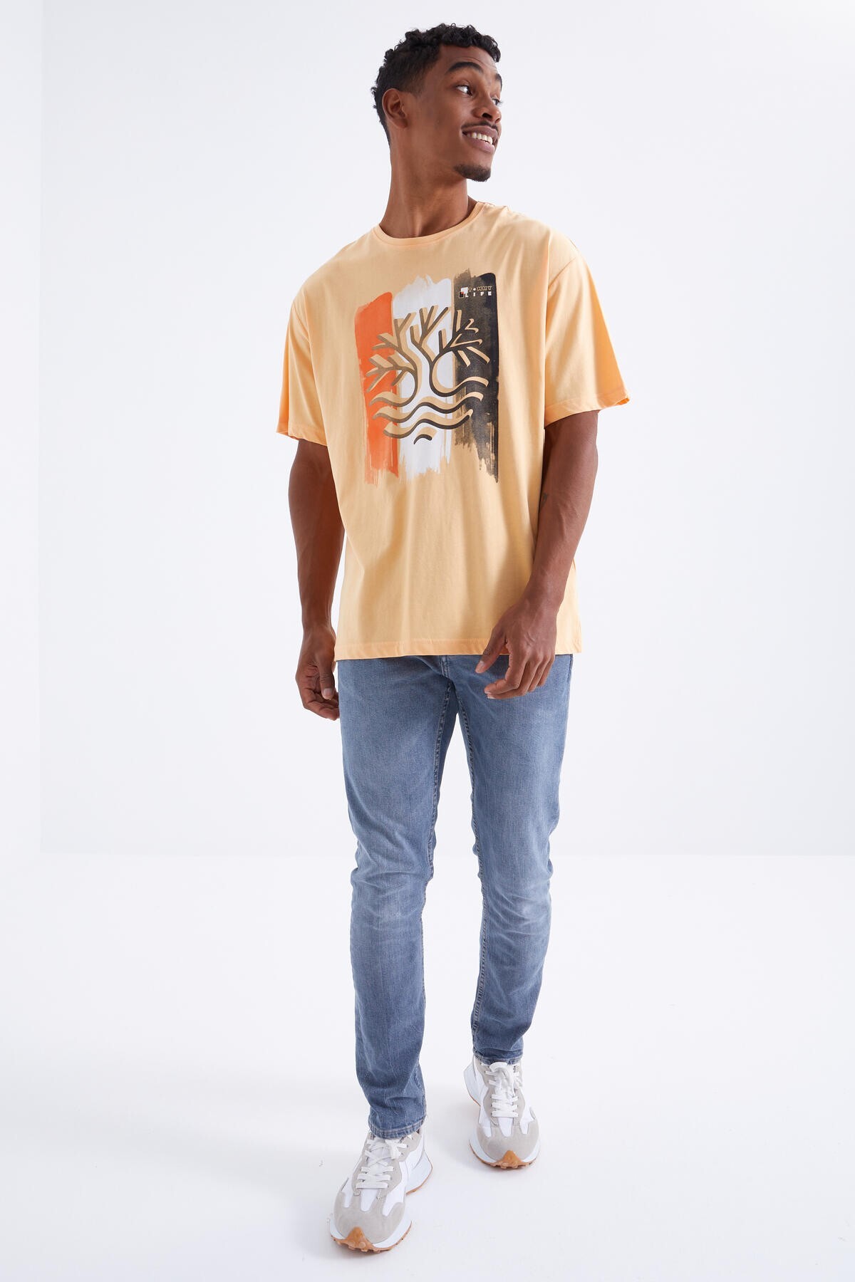 Tommy Life Men's T-Shirt