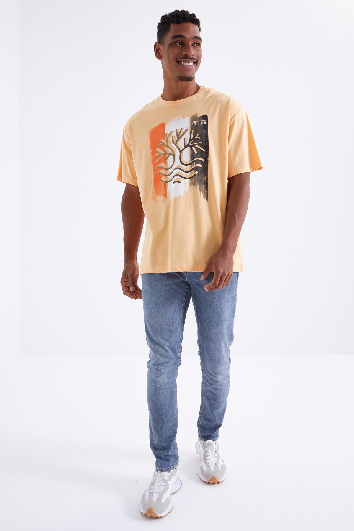 Tommy Life Men's T-Shirt