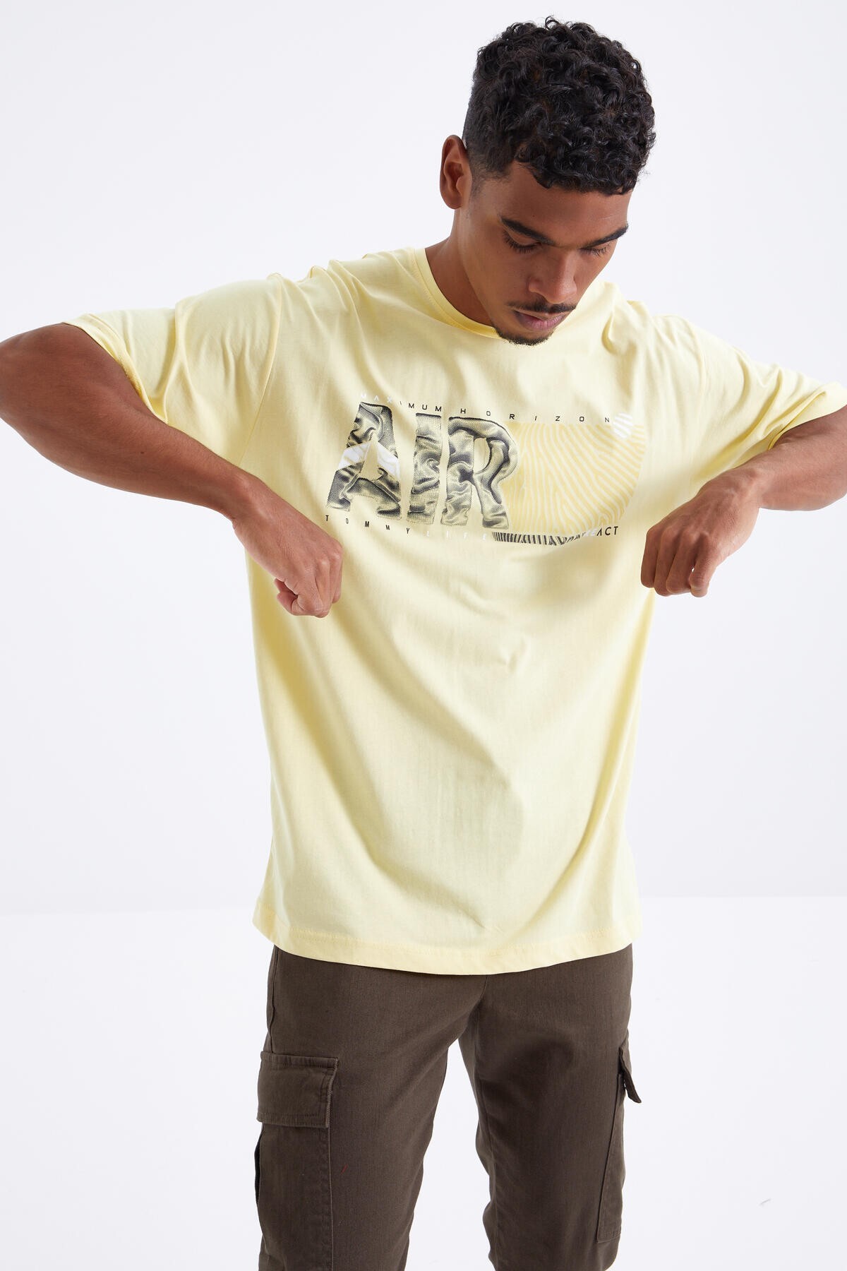 Tommy Life Men's Oversized T-Shirt