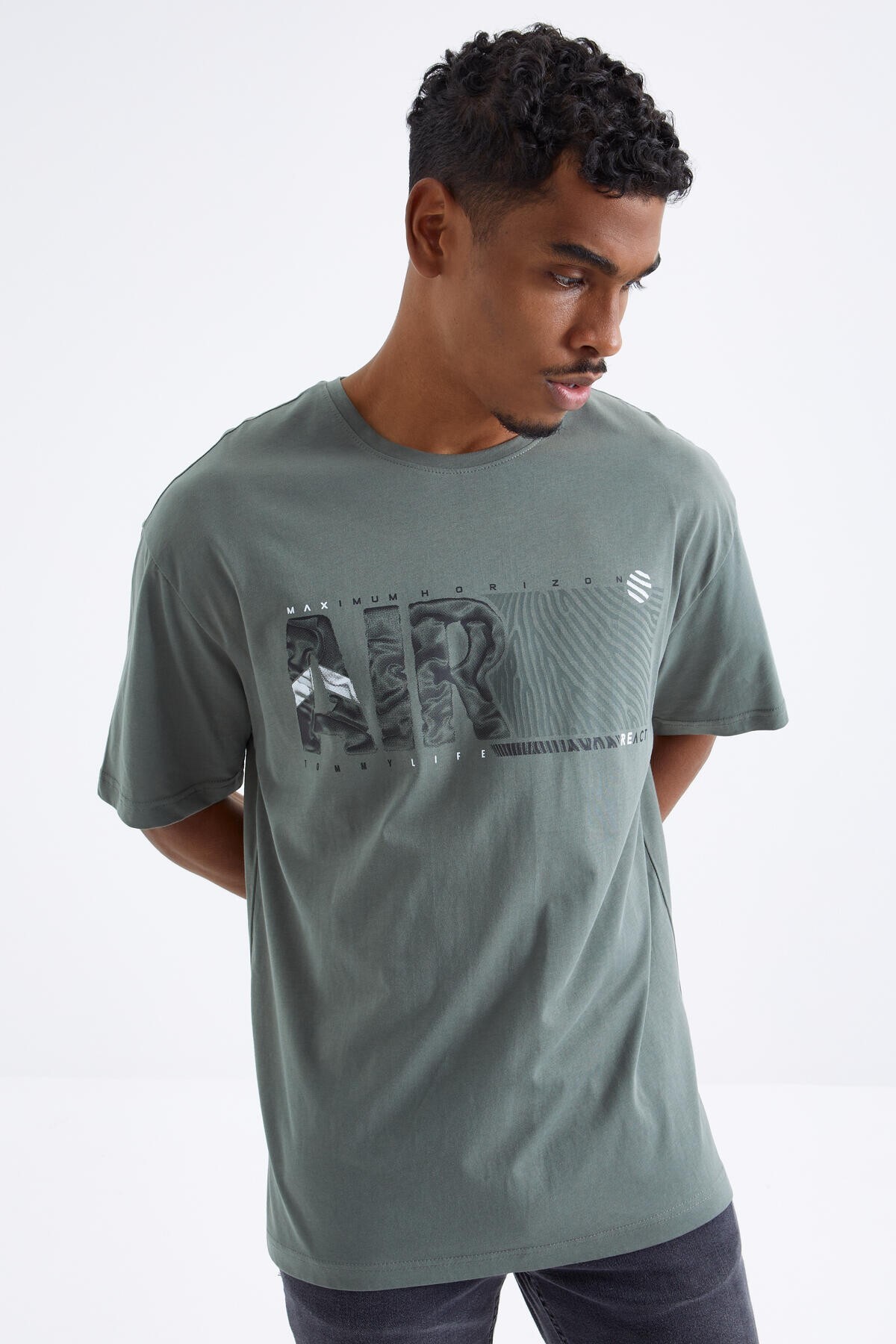 Tommy Life Men's Oversized T-Shirt