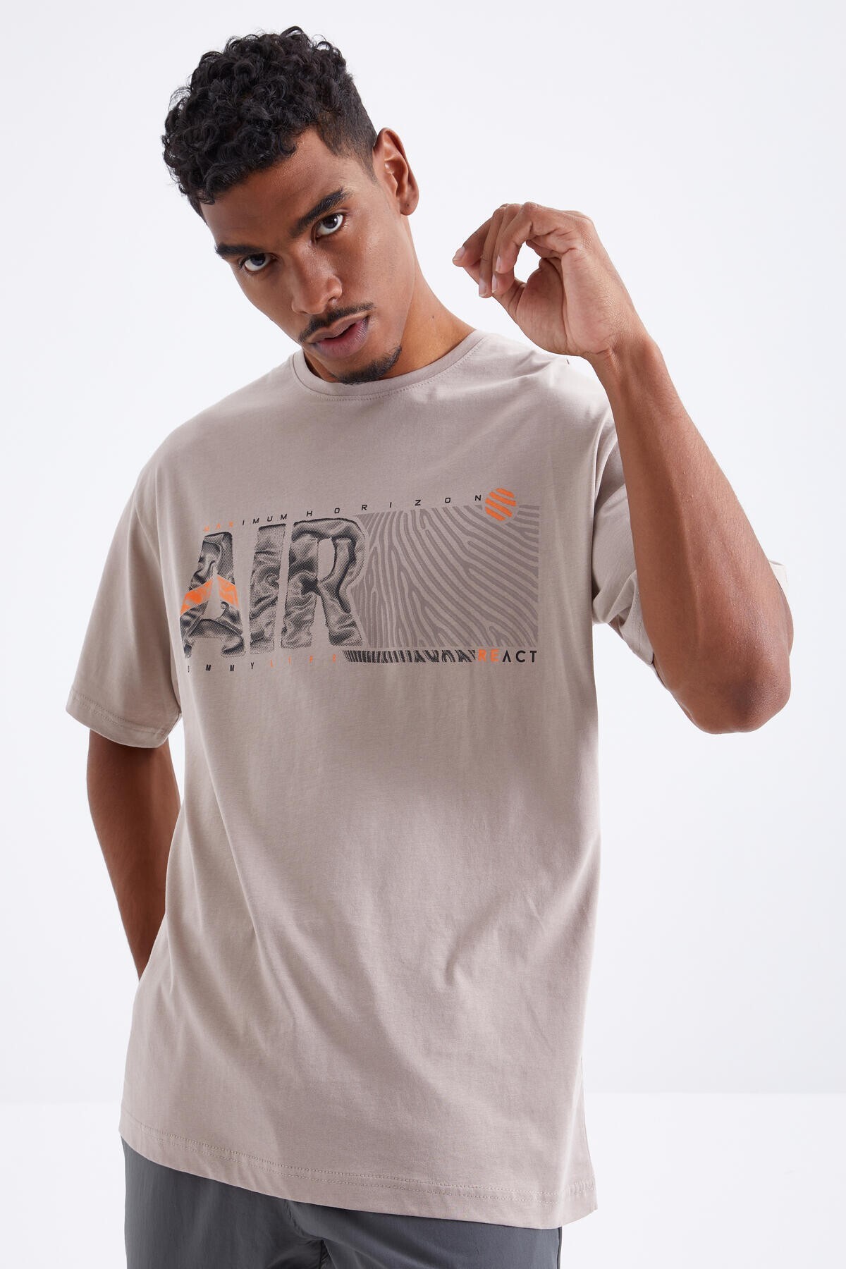 Tommy Life Men's Oversized T-Shirt
