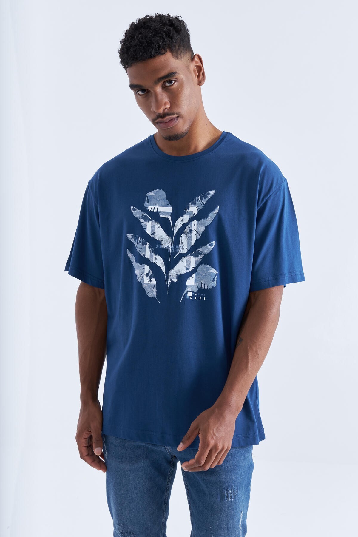 Tommy Life Men's Oversized T-Shirt