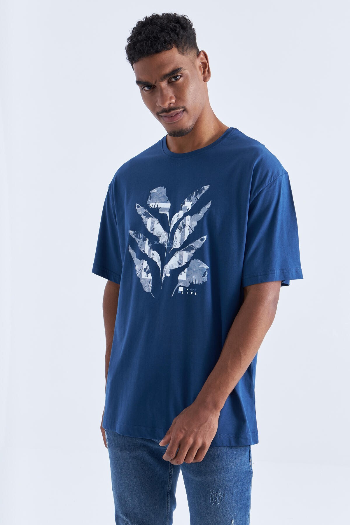 Tommy Life Men's Oversized T-Shirt